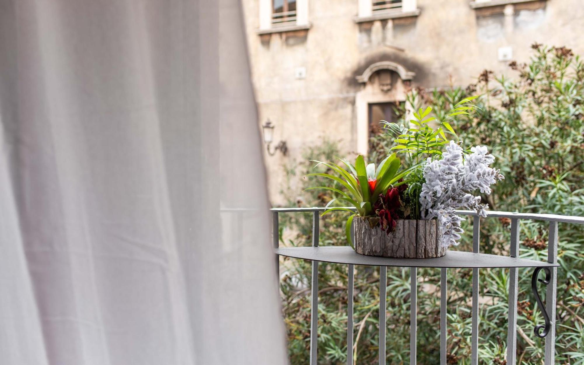Opera Boutique Bed & Breakfast Catania Exterior photo
